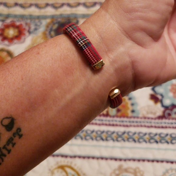 Watch - Picture 2 of 3